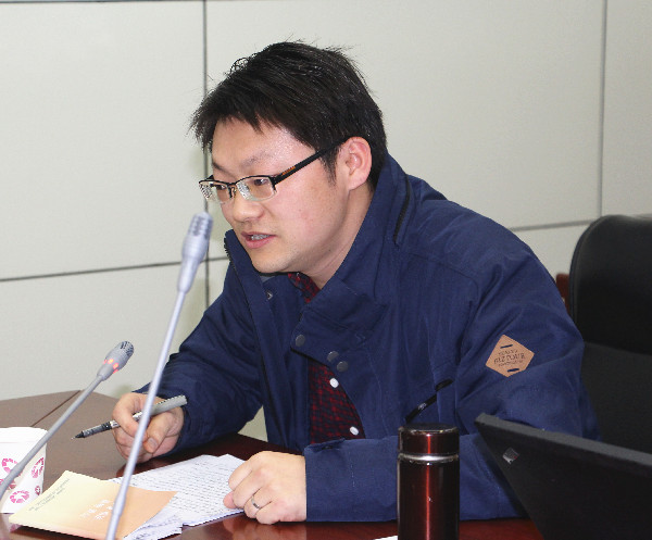 光明新闻传播学院召开学习习近平总书记“2.19”重要讲话精神座谈会 光明新闻传播学院召开学习习近平总书记“2.19”重要讲话精神座谈会