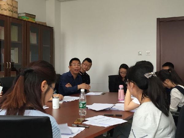 【两学一做系列】光明新闻传播学院“两学一做”工作推动会顺利召开 【两学一做系列】光明新闻传播学院“两学一做”工作推动会顺利召开