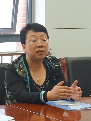 光明新闻传播学院举行新任处级领导宣布会 光明新闻传播学院举行新任处级领导宣布会