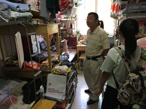我院成功开展学生宿舍安全卫生检查工作 我院成功开展学生宿舍安全卫生检查工作