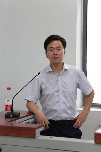 美国西伊利诺伊大学唐勇教授来我院做学术讲座——“传播法大讲堂”系列学术讲座第拉开序幕 美国西伊利诺伊大学唐勇教授来我院做学术讲座——“传播法大讲堂”系列学术讲座第拉开序幕