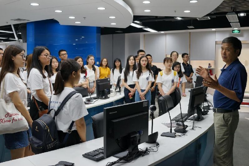 光明新闻传播学院第二届优秀大学生夏令营成功举行 光明新闻传播学院第二届优秀大学生夏令营成功举行